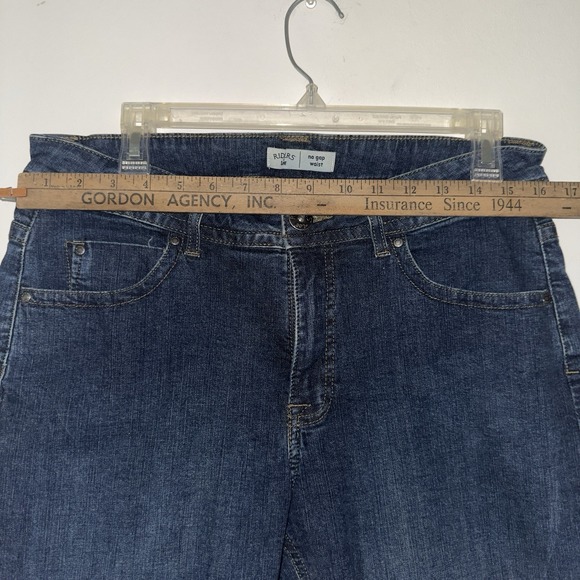 Lee Denim - Lee Riders Women's Jean Capri Dark Blue No Gap Waist